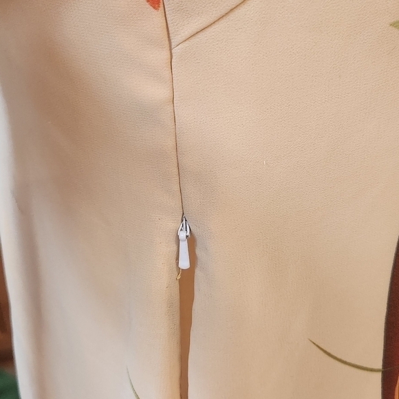 Asian Inspired Yellow Silk Overdress - Picture 5 of 16